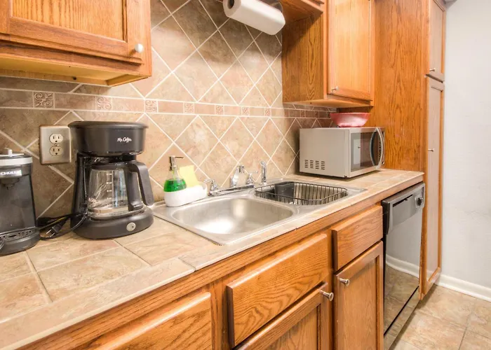 Spacious 3Br, 2Ba Condo Near Medcenter & Nrg